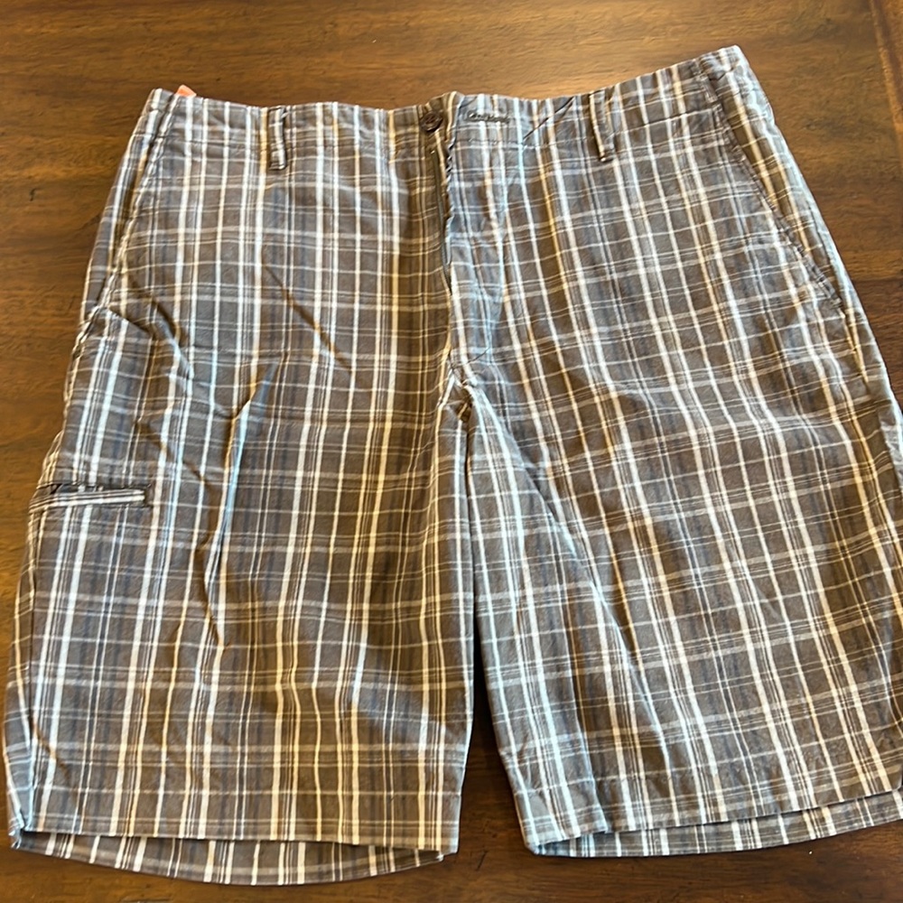 Dockers Shorts NWOT 32” waist 9.5” inseam
